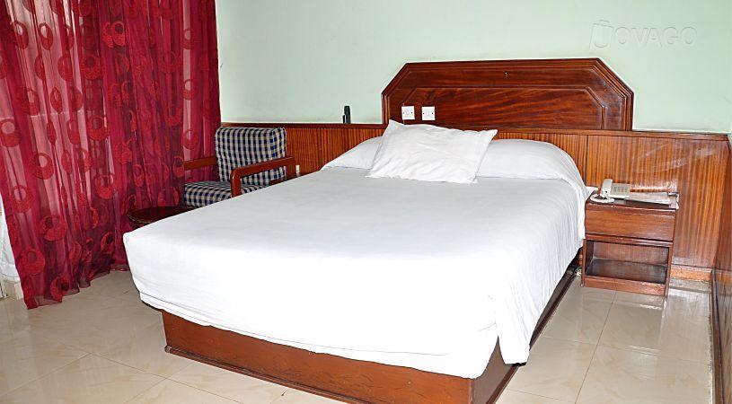 Excellence Hotel Ikeja Exteriör bild