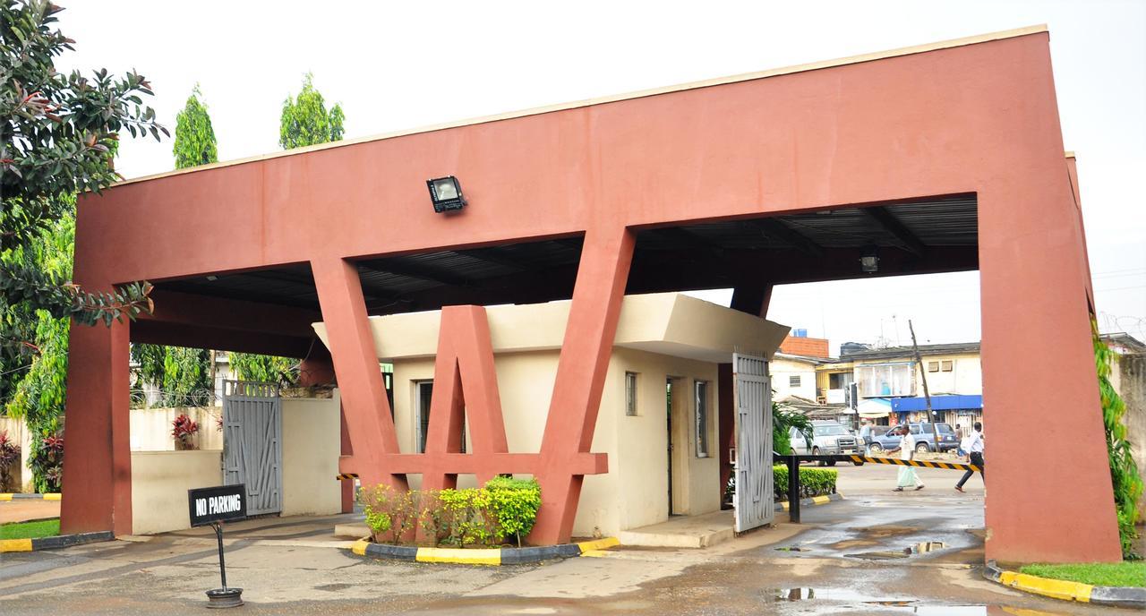 Excellence Hotel Ikeja Exteriör bild